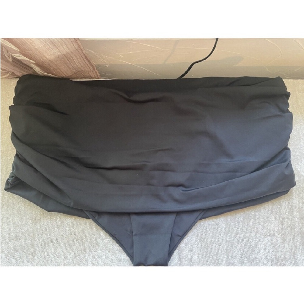 Skims Foldover Bottom